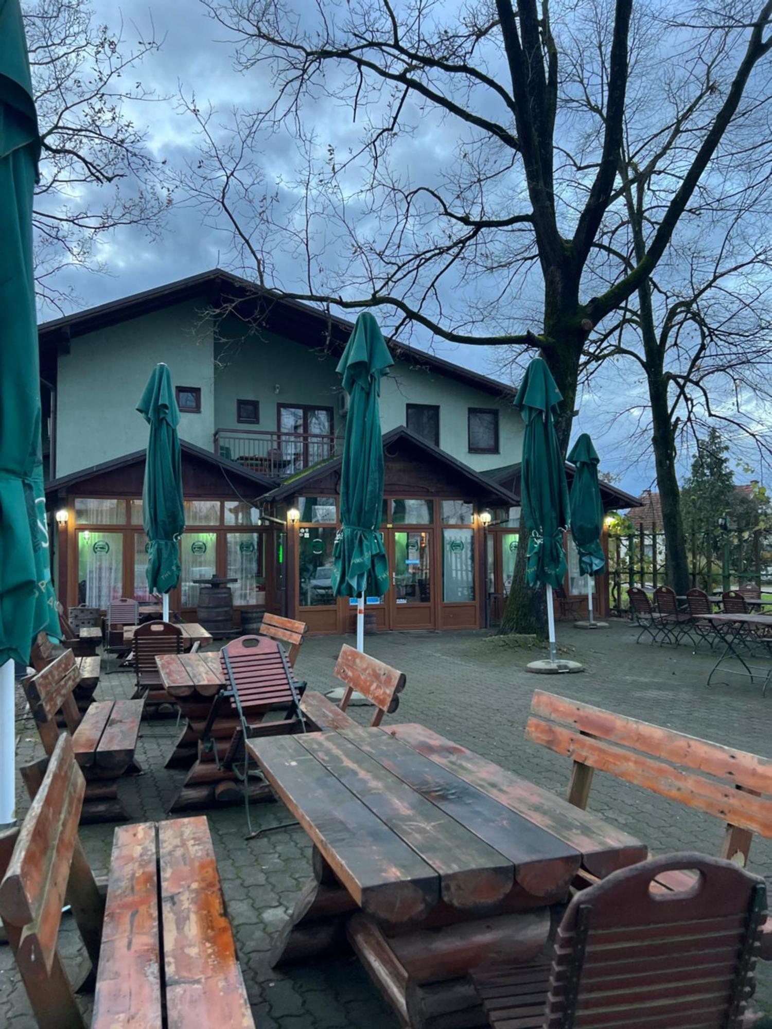 Ribarska Prica-Restoran Pansion Prijedor住宿加早餐旅馆 外观 照片